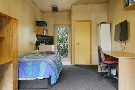 Photo of property in 69 Gillespie Place, Acacia Bay, Taupo, 3385