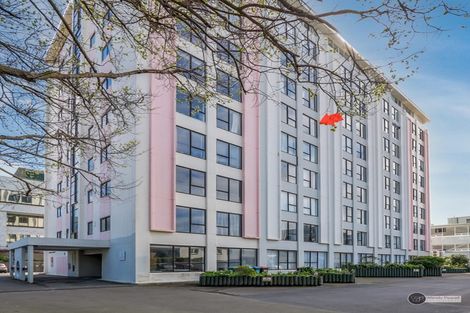 Photo of property in Hobson Court Flats, 58/70u Hobson Street, Thorndon, Wellington, 6011
