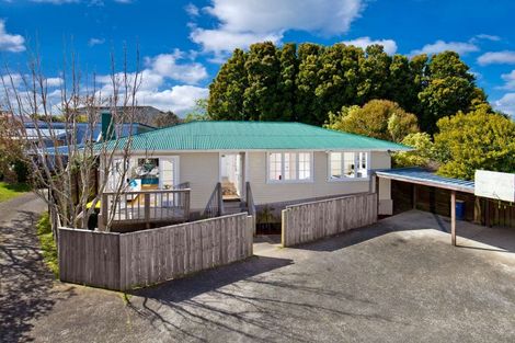 Photo of property in 7 Vera Road, Te Atatu South, Auckland, 0610