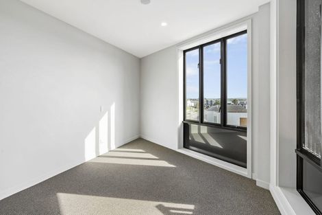 Photo of property in 407/2 Launch Road, Hobsonville, Auckland, 0616