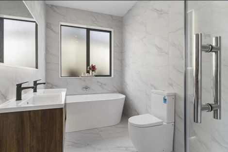 Photo of property in 52 Pukemarino Road, Waimauku, 0812