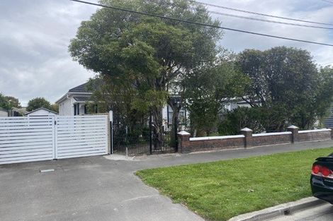 Photo of property in 34 Gresford Street, Edgeware, Christchurch, 8013