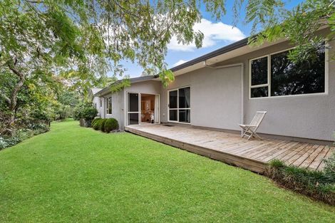 Photo of property in 35 Cloverfields Drive, Waimauku, 0812