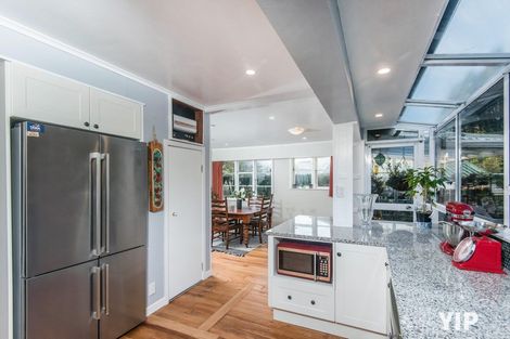 Photo of property in 3 Tawa Terrace, Tawa, Wellington, 5028