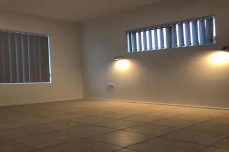 Photo of property in 3/762 Beach Road, Browns Bay, Auckland, 0630