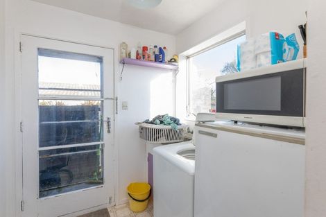 Photo of property in 48 Chipping Lane, Redwood, Christchurch, 8051