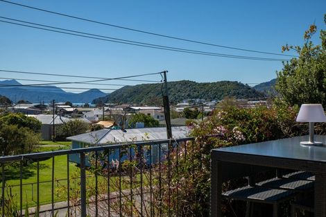 Photo of property in 26a Buller Street, Picton, 7220