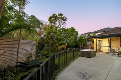 Photo of property in 25 Glenvar Road, Torbay, Auckland, 0630