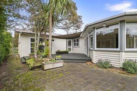 Photo of property in 393 Aokautere Drive, Aokautere, Palmerston North, 4471
