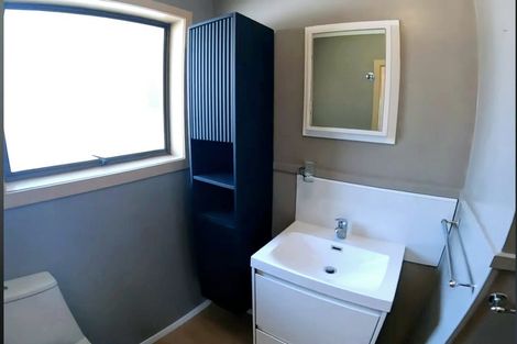Photo of property in 4 Crescent Court, Melville, Hamilton, 3206