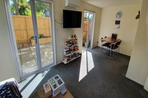 Photo of property in 3/49 Champion Street, Edgeware, Christchurch, 8013