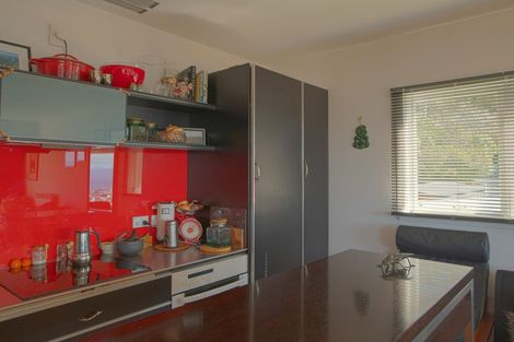 Photo of property in 61a Mortimer Terrace, Brooklyn, Wellington, 6021