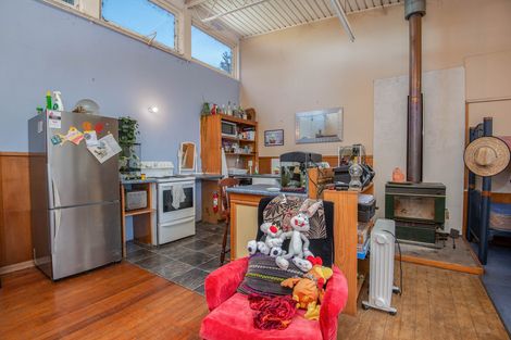 Photo of property in 923 Maungatua Road, Berwick, Outram, 9073