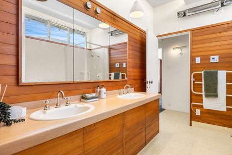 Photo of property in 155 Waimea Terrace, Beckenham, Christchurch, 8023