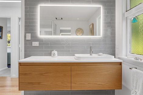 Photo of property in 2 Heberden Avenue, Sumner, Christchurch, 8081