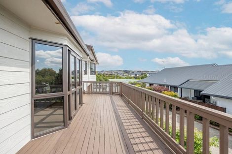 Photo of property in 57 Lansdowne Crescent, Glenview, Hamilton, 3206