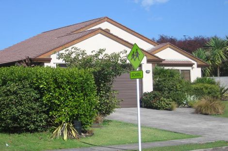 Photo of property in 52 Harvest Drive, Henderson, Auckland, 0612