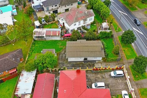 Photo of property in 553 Massey Road, Mangere, Auckland, 2022