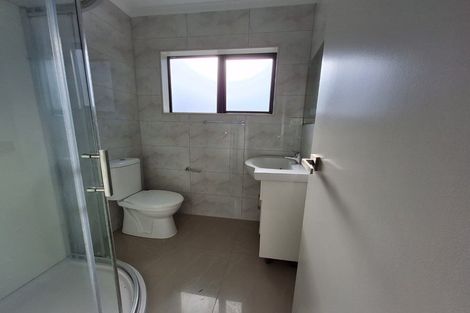 Photo of property in 28a Wallson Crescent, Wiri, Auckland, 2104