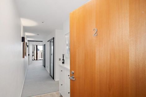 Photo of property in 2/48 Marine Parade, Mount Maunganui, 3116