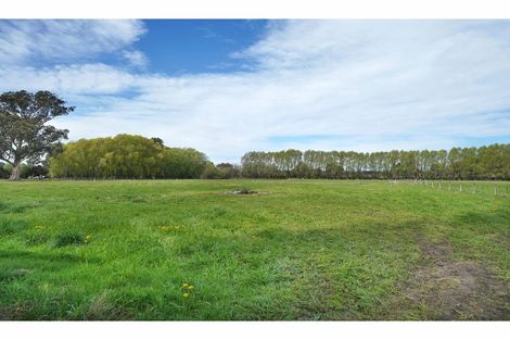 Photo of property in 1724 Springs Road, Lincoln, Christchurch, 7674