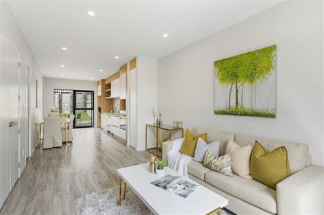 Photo of property in 42 Paina Crescent, Massey, Auckland, 0614