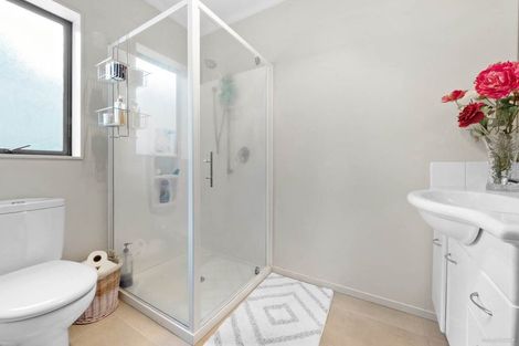 Photo of property in 45 Makora Road, Massey, Auckland, 0614