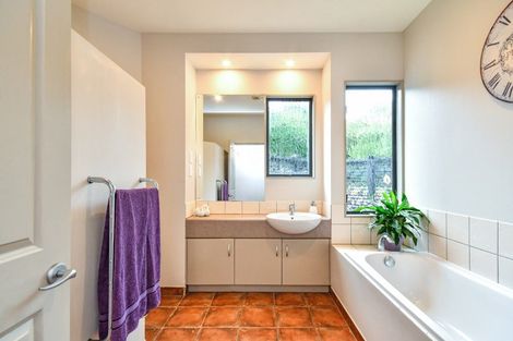 Photo of property in 51 Klipsch Road, Glenbrook, Pukekohe, 2679