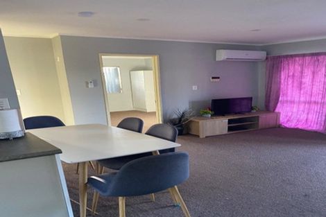 Photo of property in 323 Massey Road, Mangere East, Auckland, 2024