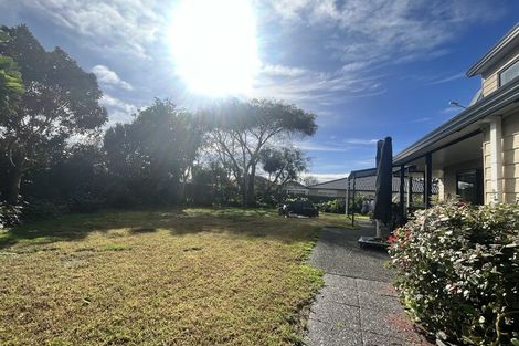 Photo of property in 48 Lakeside Drive, Orewa, 0931
