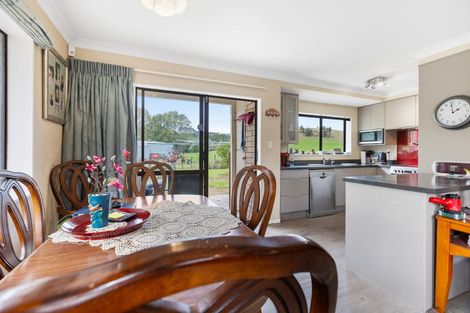 Photo of property in 32 Davis Road, Waiongana, Inglewood, 4389