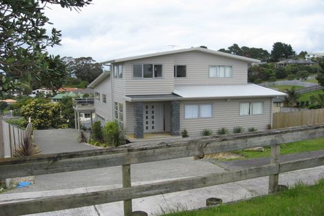 Photo of property in 1177 Whangaparaoa Road, Gulf Harbour, Whangaparaoa, 0930