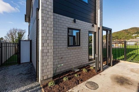 Photo of property in 7/182 Cambridge Terrace, Fairfield, Lower Hutt, 5011