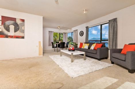 Photo of property in 21 Gala Place, Henderson, Auckland, 0612