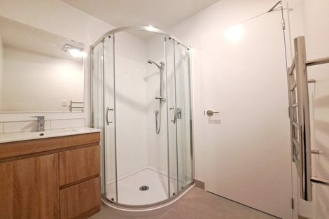 Photo of property in 56 Raupeti Lane, Henderson, 0612