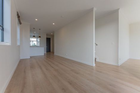 Photo of property in 28 Marine Parade, Hobsonville, Auckland, 0616