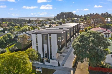 Photo of property in 112 Arnold Street, Leamington, Cambridge, 3432