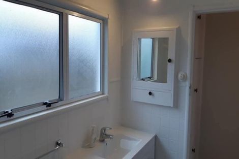 Photo of property in 26 Paynters Avenue, Strandon, New Plymouth, 4312