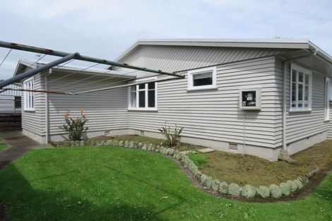 Photo of property in 235 Tukapa Street, Westown, New Plymouth, 4310