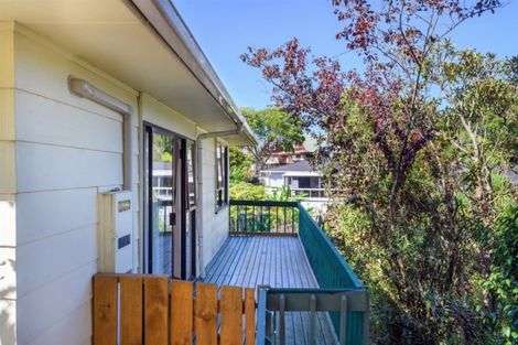 Photo of property in 28 Glamorgan Drive, Torbay, Auckland, 0630