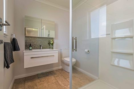 Photo of property in 85 Chelwood Street, Takaro, Palmerston North, 4412