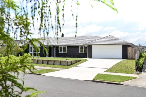 Photo of property in 11 Drower Glen, Flagstaff, Hamilton, 3210