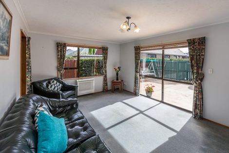 Photo of property in 2/180 Hawthornden Road, Avonhead, Christchurch, 8042