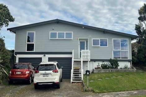 Photo of property in 70 Cypress Drive, Maungaraki, Lower Hutt, 5010