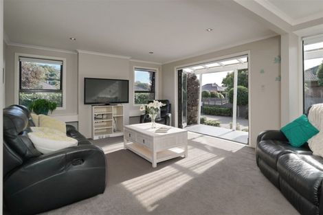 Photo of property in 15 Lascelles Street, Saint Martins, Christchurch, 8022