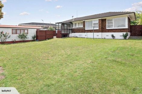 Photo of property in 49 Tupaki Place, Pakuranga Heights, Auckland, 2010