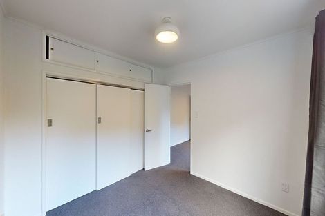 Photo of property in 24f2 Crieff Street, Northland, Wellington, 6012