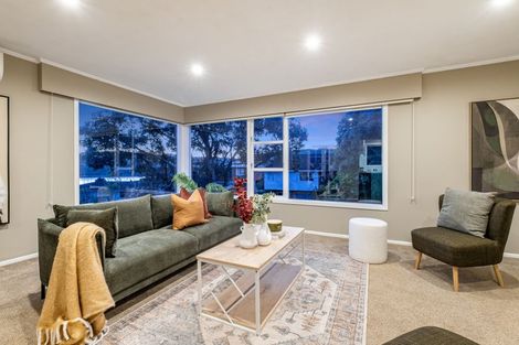 Photo of property in 9 Brora Crescent, Papakowhai, Porirua, 5024