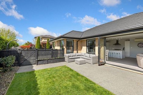 Photo of property in 17 Eyrewell Road, Pegasus, 7612