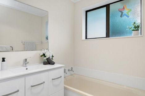 Photo of property in 1/7 Jutland Street, Waterloo, Lower Hutt, 5011